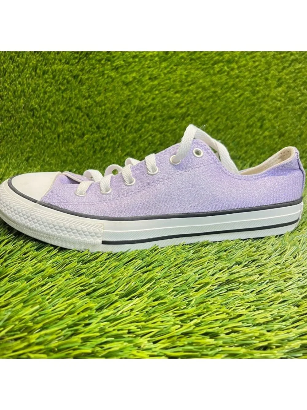 Converse Chuck Taylor All Star Low Girls Size 6Y Purple Athletic Shoes Sneakers